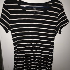 Black and white striped T-shirt